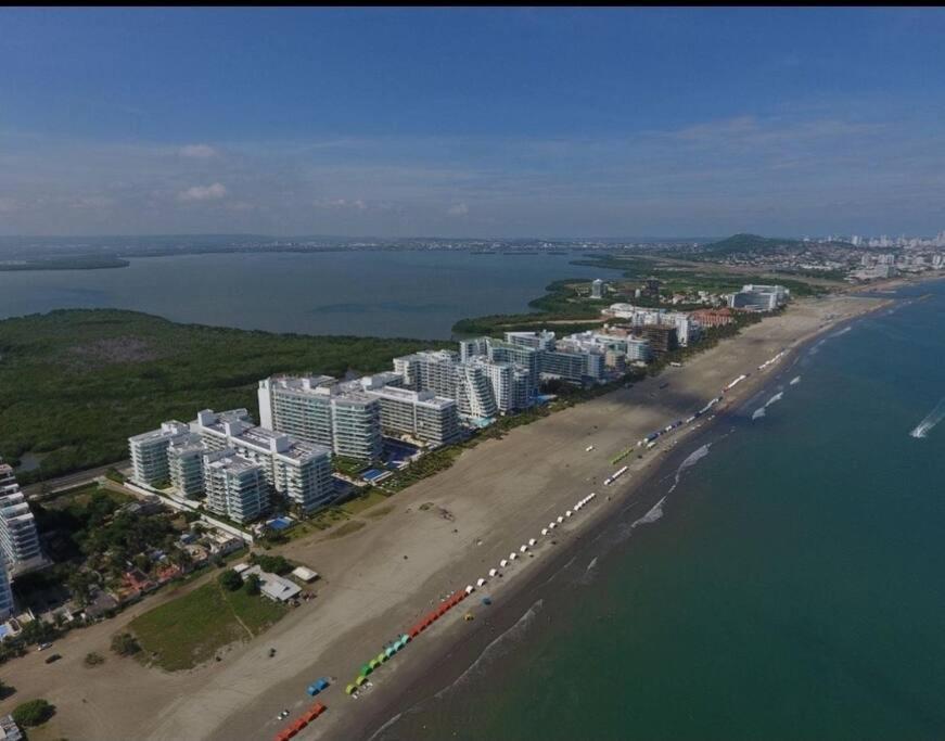 Hermoso Apartamento Con Todas Las Comodidades Acceso Directo A La Playa Morros Epic Sector La Boquilla Cumple Protocolos De Bioseguridad Cartagena Bagian luar foto